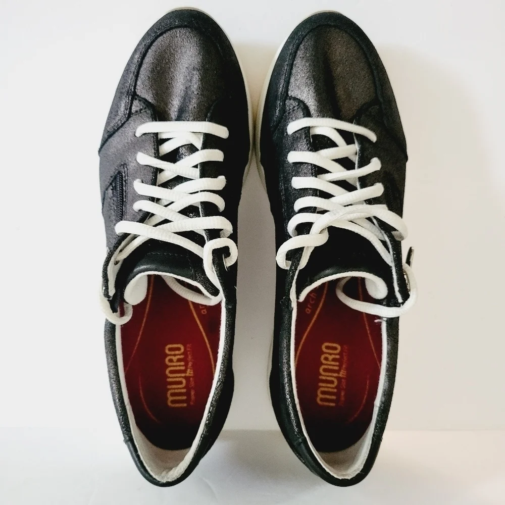 NEW Munro Sutton Leather Sneakers Size 9.5